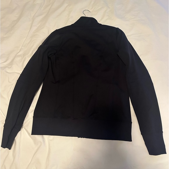 ALO Yoga Contour Jacket - Black, Size Large - Picture 3 of 3